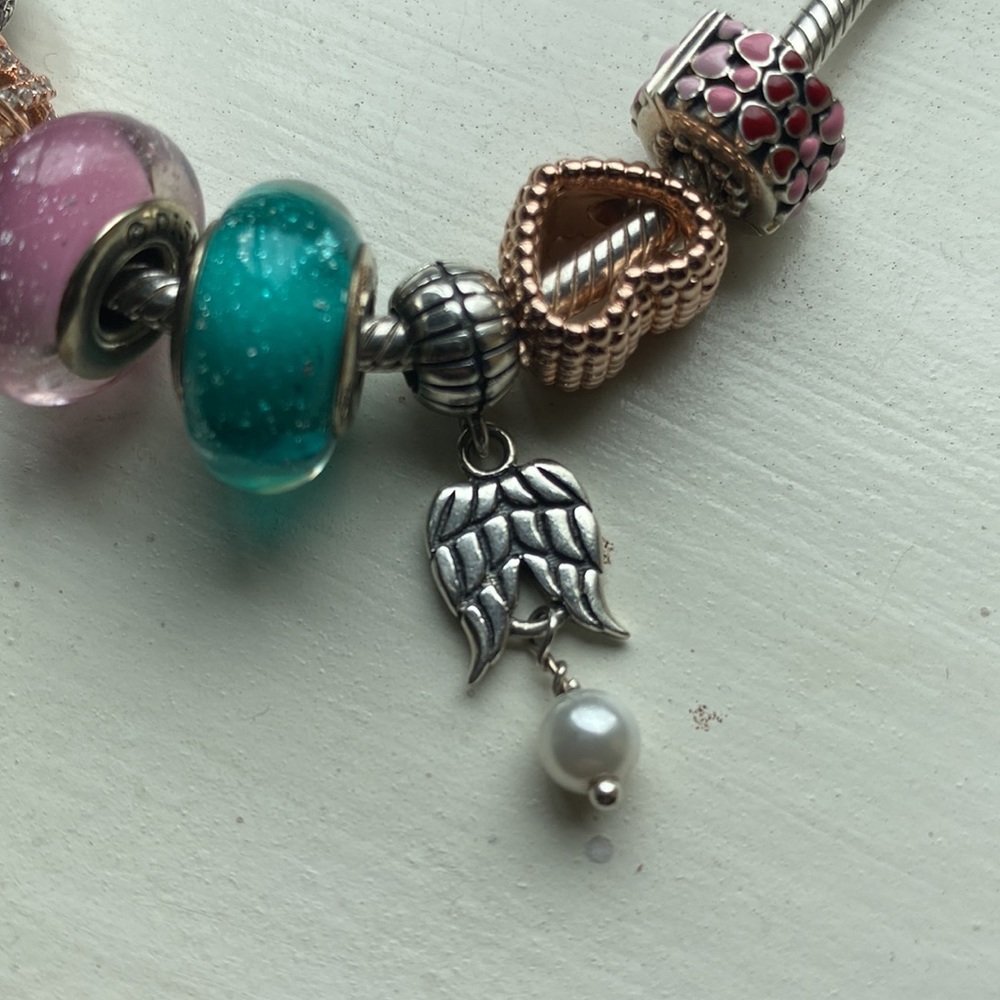 Pandora bracelet with 8 charms - Picture 5 of 6